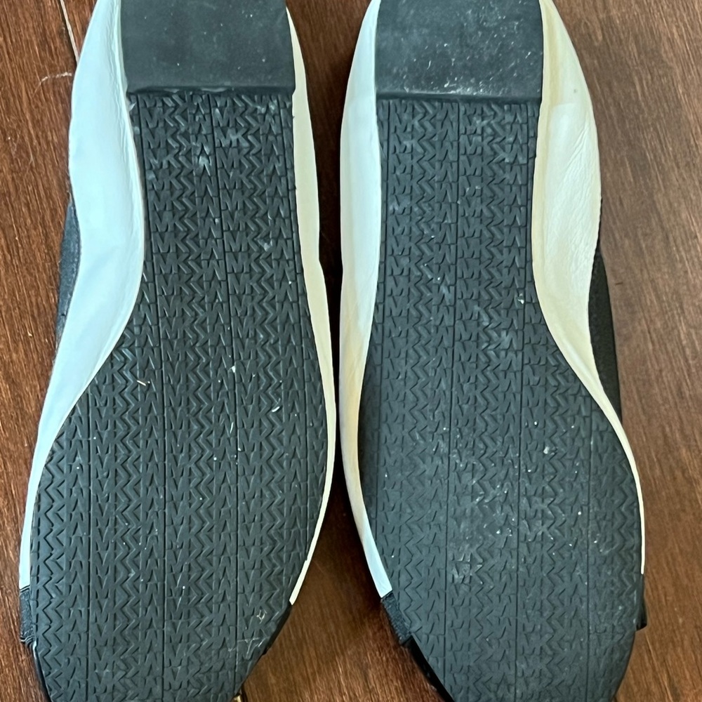 Michael Kors Black and White Leather Slip-On Shoes Size 6.5 Flats Ballet - Picture 7 of 7